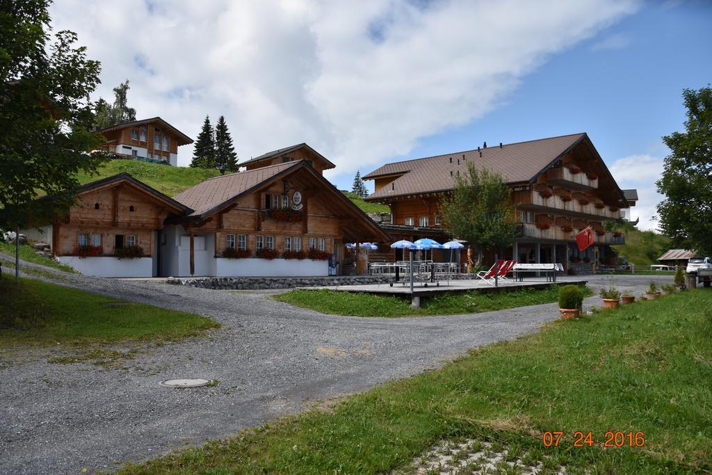 ホテルChemihuttli Axalp エクステリア 写真